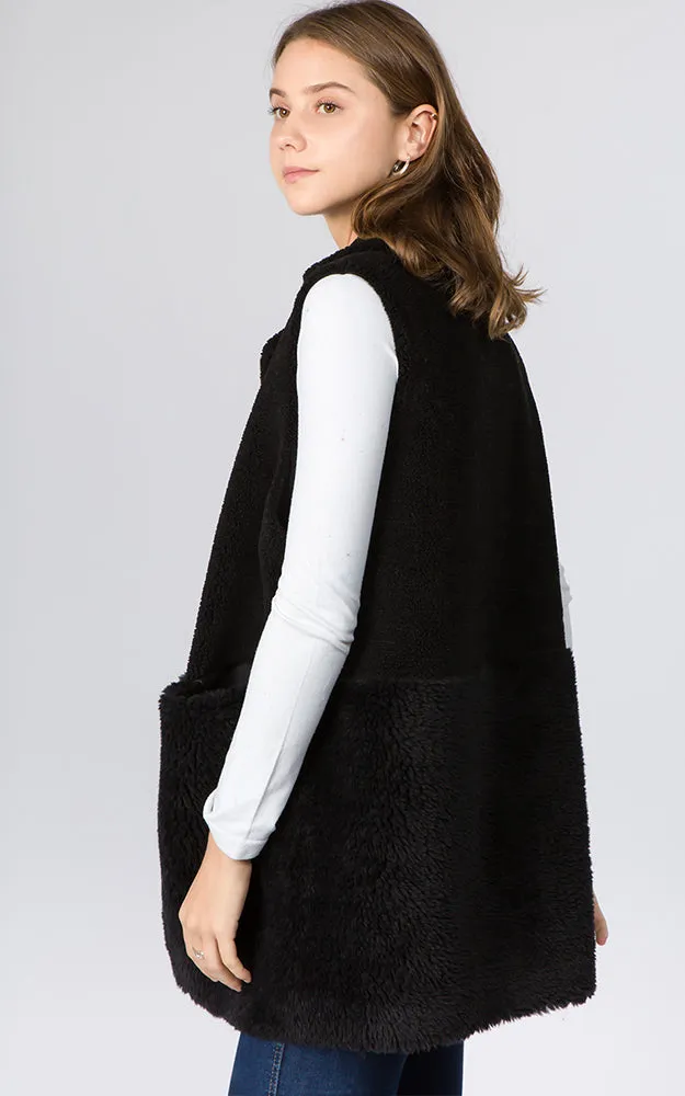 VA91B7 Faux Shearling Reversible Vest with Pockets
