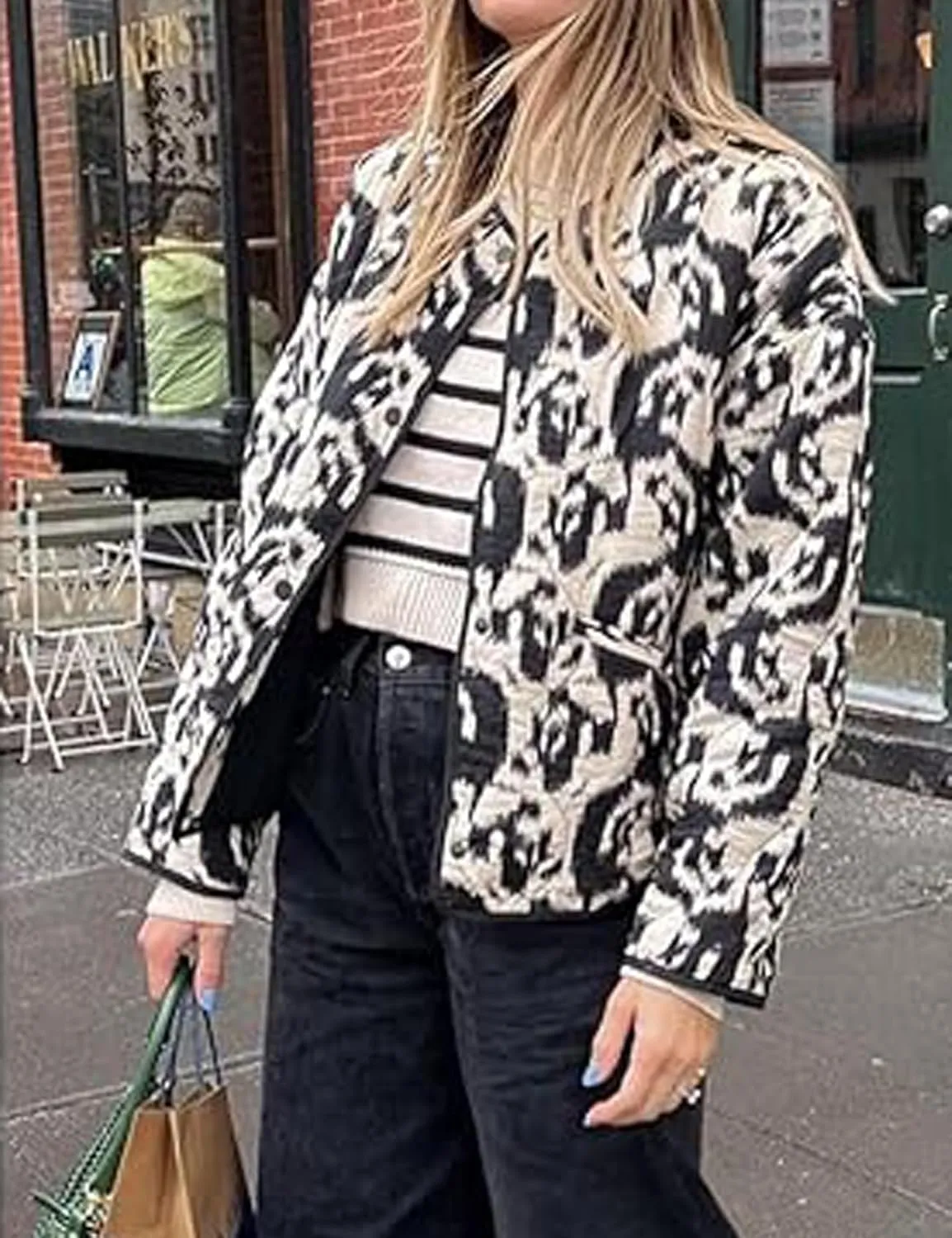 Women's Cropped Puffer Jacket Floral Print Lightweight Padded Coat Puffy Button Down Cardigan Short Outerwear