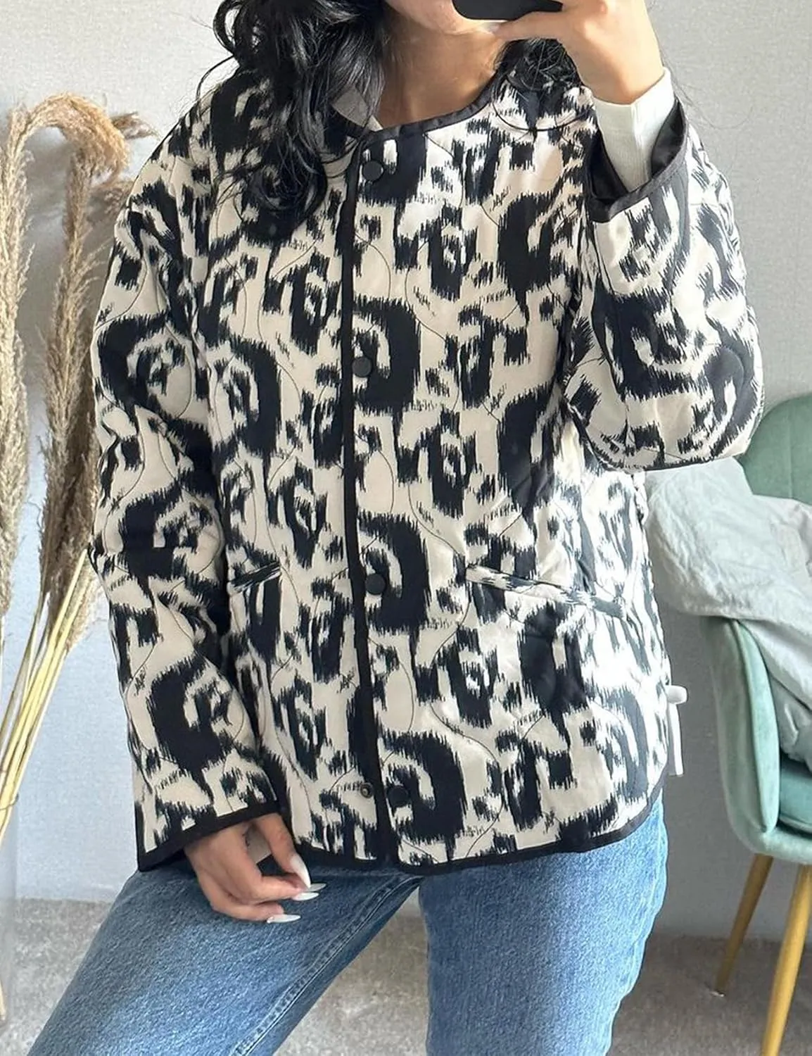 Women's Cropped Puffer Jacket Floral Print Lightweight Padded Coat Puffy Button Down Cardigan Short Outerwear